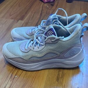 Girls basketball 🏀 Athletic Shoes